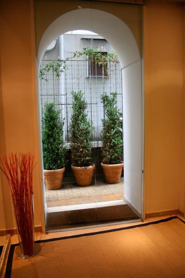 Sorrento Apartments One Экстерьер фото